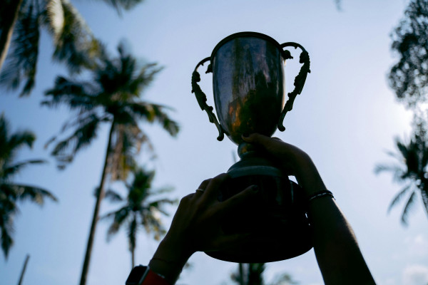 Trofi Juara Umum